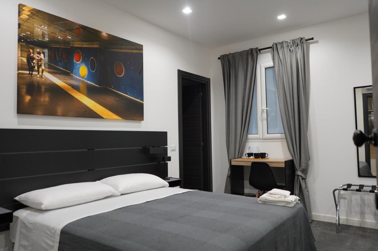 Bed and Breakfast Dimora Metro Santacroce Napoli Esterno foto