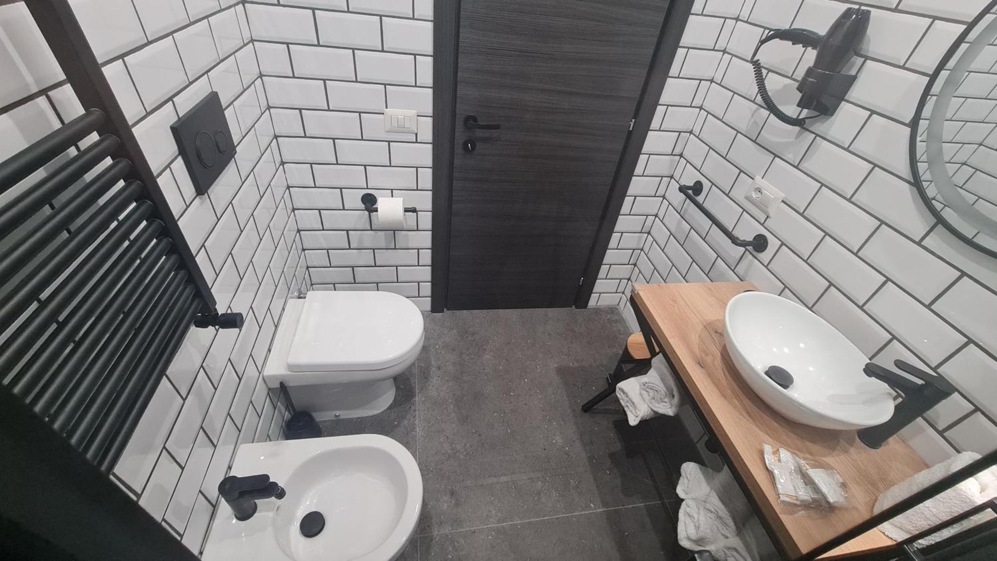 Bed and Breakfast Dimora Metro Santacroce Napoli Esterno foto